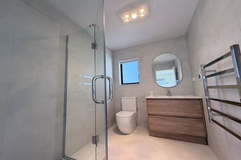 Photo of property in 8 Songline Road, Karaka, 2113