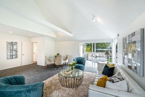 Photo of property in 1/1 Valley Road, Northcote, Auckland, 0626