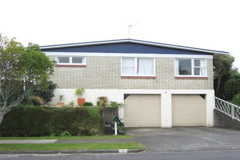 Photo of property in 31 Nevada Drive, Merrilands, New Plymouth, 4312