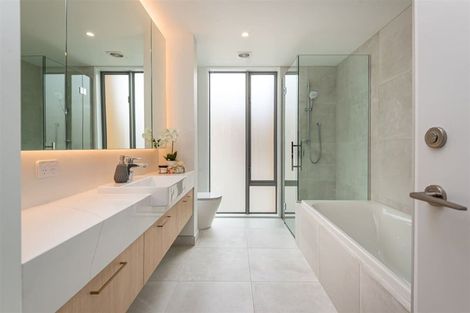 Photo of property in 1/40 Kilmarnock Street, Riccarton, Christchurch, 8011