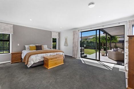 Photo of property in 11 Bridesdale Drive, Lake Hayes, Queenstown, 9304