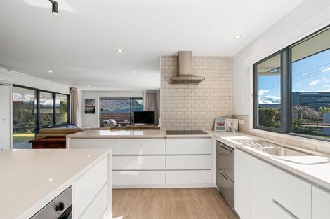 Photo of property in 191 Aubrey Road, Wanaka, 9305
