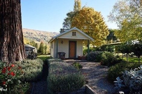 Photo of property in 68 Ladysmith Road, Roxburgh East, Roxburgh, 9571