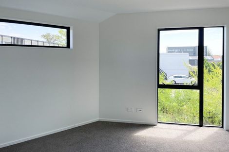 Photo of property in 16 Kipax Place, Riccarton, Christchurch, 8011