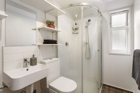 Photo of property in 305b Riccarton Road, Upper Riccarton, Christchurch, 8041