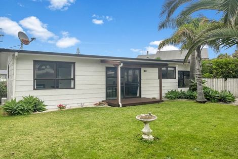 Photo of property in 4 Motiti Road, Papamoa Beach, Papamoa, 3118