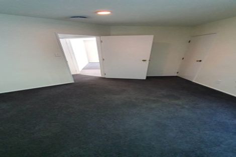 Photo of property in 68a Vipond Road, Stanmore Bay, Whangaparaoa, 0932