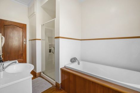 Photo of property in 30 Stonelaw Terrace, Maori Hill, Dunedin, 9010