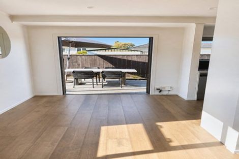 Photo of property in 1/4 Paul Place, Pakuranga, Auckland, 2010