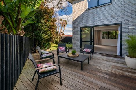 Photo of property in 12a Rene Place, Sunnyhills, Auckland, 2010