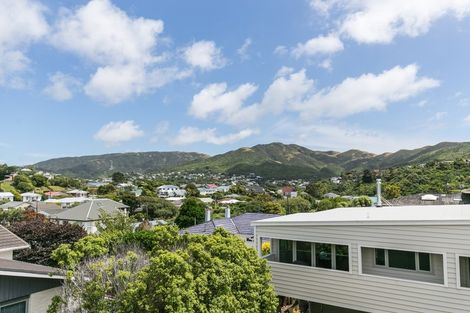 Photo of property in 34b Lucknow Terrace, Khandallah, Wellington, 6035