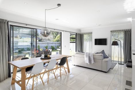 Photo of property in 11 Petrel Close, Paraparaumu Beach, Paraparaumu, 5032