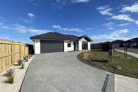 Photo of property in 14 Feltham Street, Hunterville, 4730