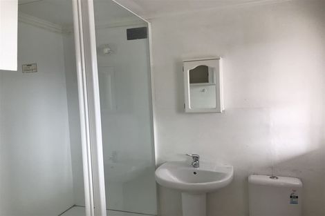 Photo of property in 34 Ellis Avenue, Mount Roskill, Auckland, 1041