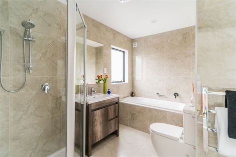 Photo of property in 718b Massey Road, Mangere, Auckland, 2022