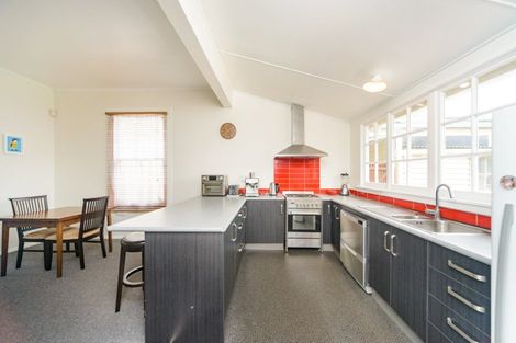 Photo of property in 375 College Street, Hokowhitu, Palmerston North, 4410