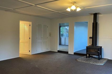 Photo of property in 2 Corilin Place, Mangakakahi, Rotorua, 3015