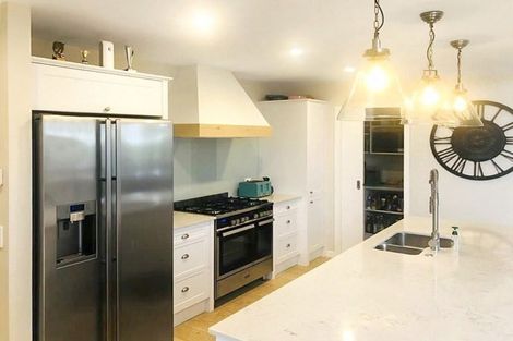 Photo of property in 9 Taranui Way, Paraparaumu Beach, Paraparaumu, 5032