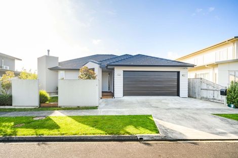 Photo of property in 8 Silkwood Place, Fitzherbert, Palmerston North, 4410