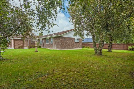 Photo of property in 67 Pacific Drive, Fitzherbert, Palmerston North, 4410