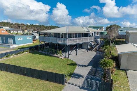 Photo of property in 36 Marreine Place, Karikari Peninsula, 0483