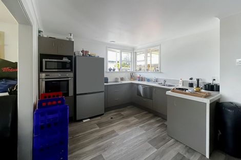 Photo of property in 16 Glasgow Street, Takaro, Palmerston North, 4412