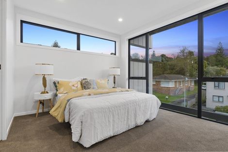 Photo of property in 7b Agincourt Street, Glenfield, Auckland, 0629
