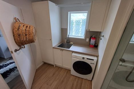 Photo of property in 14a Parklands Drive, Karori, Wellington, 6012