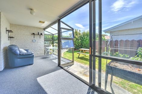 Photo of property in 13a Irving Street, Gore, 9710