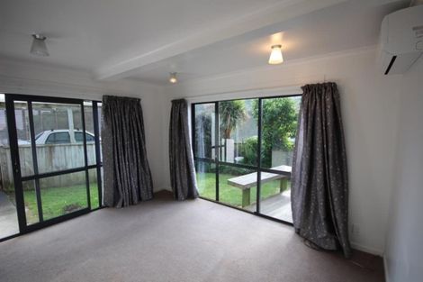 Photo of property in 77a Frobisher Street, Island Bay, Wellington, 6023