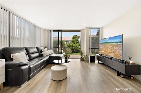 Photo of property in 68 Seafarer Crescent, Stanmore Bay, Whangaparaoa, 0932