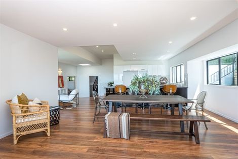 Photo of property in 139 Mount Pleasant Road, Mount Pleasant, Christchurch, 8081