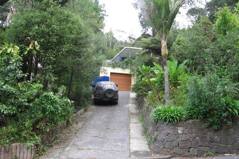 Photo of property in 39 Valley Road, Titirangi, Auckland, 0604