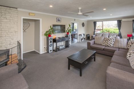Photo of property in 26 Parkhouse Drive, Rangiora, 7400
