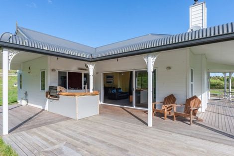 Photo of property in 40 Grant Road, Kinloch, Taupo, 3385