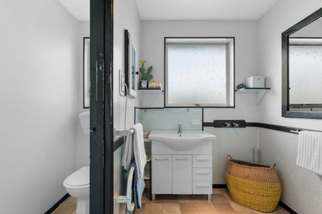 Photo of property in 1/136 Wainoni Road, Avondale, Christchurch, 8061