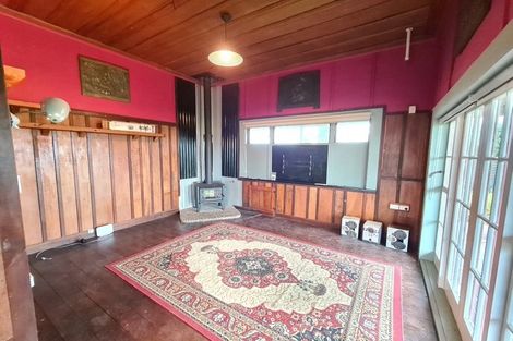 Photo of property in 920 Richmond Road, Lepperton, New Plymouth, 4373