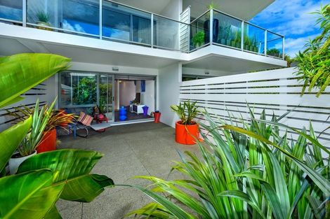 Photo of property in 2/180 Peterborough Street, Christchurch Central, Christchurch, 8013