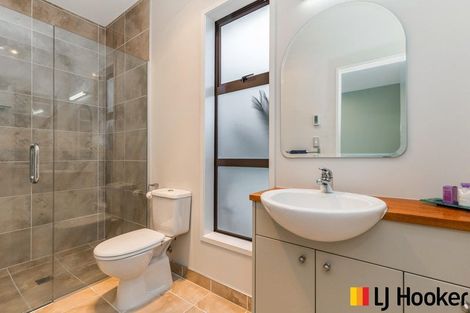 Photo of property in 39 Harry Dreadon Road, Opaheke, Papakura, 2584