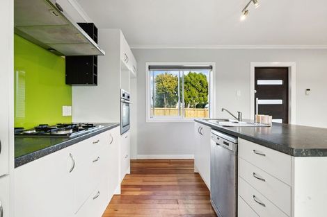 Photo of property in 42 Gibson Road, Tuakau, 2121