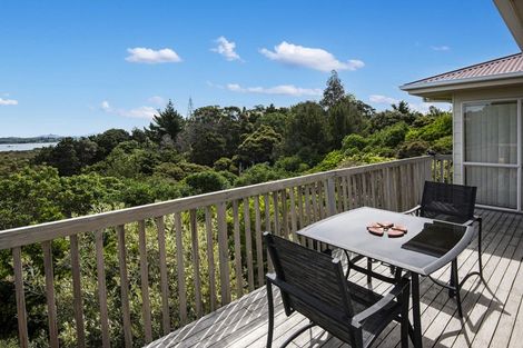 Photo of property in 11 Noone Close, Onerahi, Whangarei, 0110