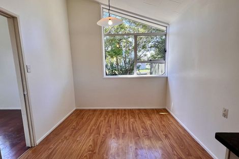 Photo of property in 32 Casuarina Road, Half Moon Bay, Auckland, 2012