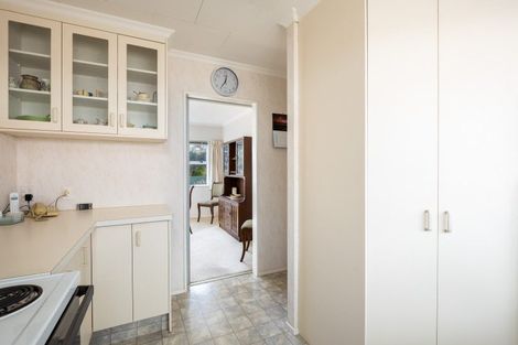 Photo of property in 2/17 Whiteley Street, Moturoa, New Plymouth, 4310