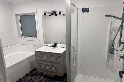 Photo of property in 47 Coleman Avenue, Waverley, 4591