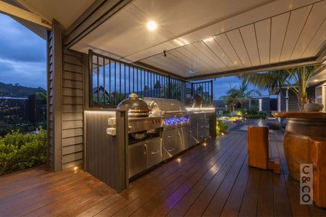 Photo of property in 212 Matua Road, Kumeu, 0810