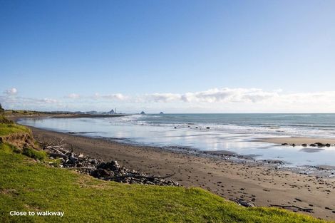 Photo of property in 10 Wentworth Lane, Waiwhakaiho, New Plymouth, 4312