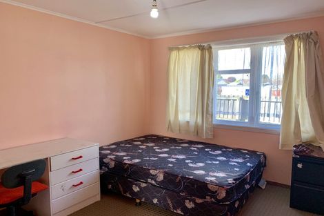 Photo of property in 10 Primrose Street, Northcote, Christchurch, 8052