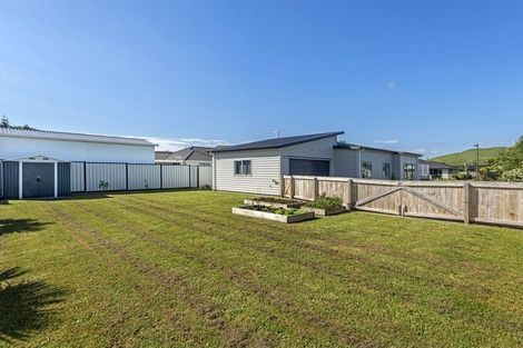 Photo of property in 30 Hamilton Drive, Wainui, Gisborne, 4010