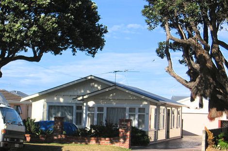 Photo of property in 62 Miramar Avenue, Miramar, Wellington, 6022