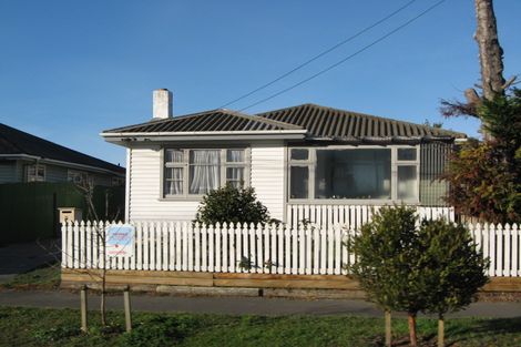 Photo of property in 7 Sinclair Street, New Brighton, Christchurch, 8083